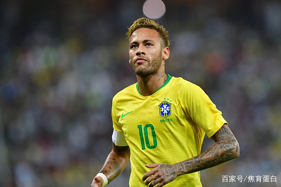 更展示了他 更展示了他