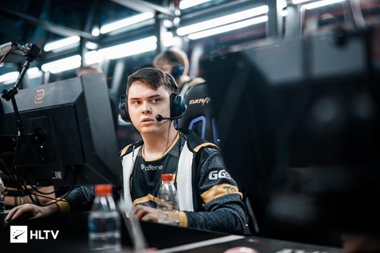 卡马文加多 卡马文加多